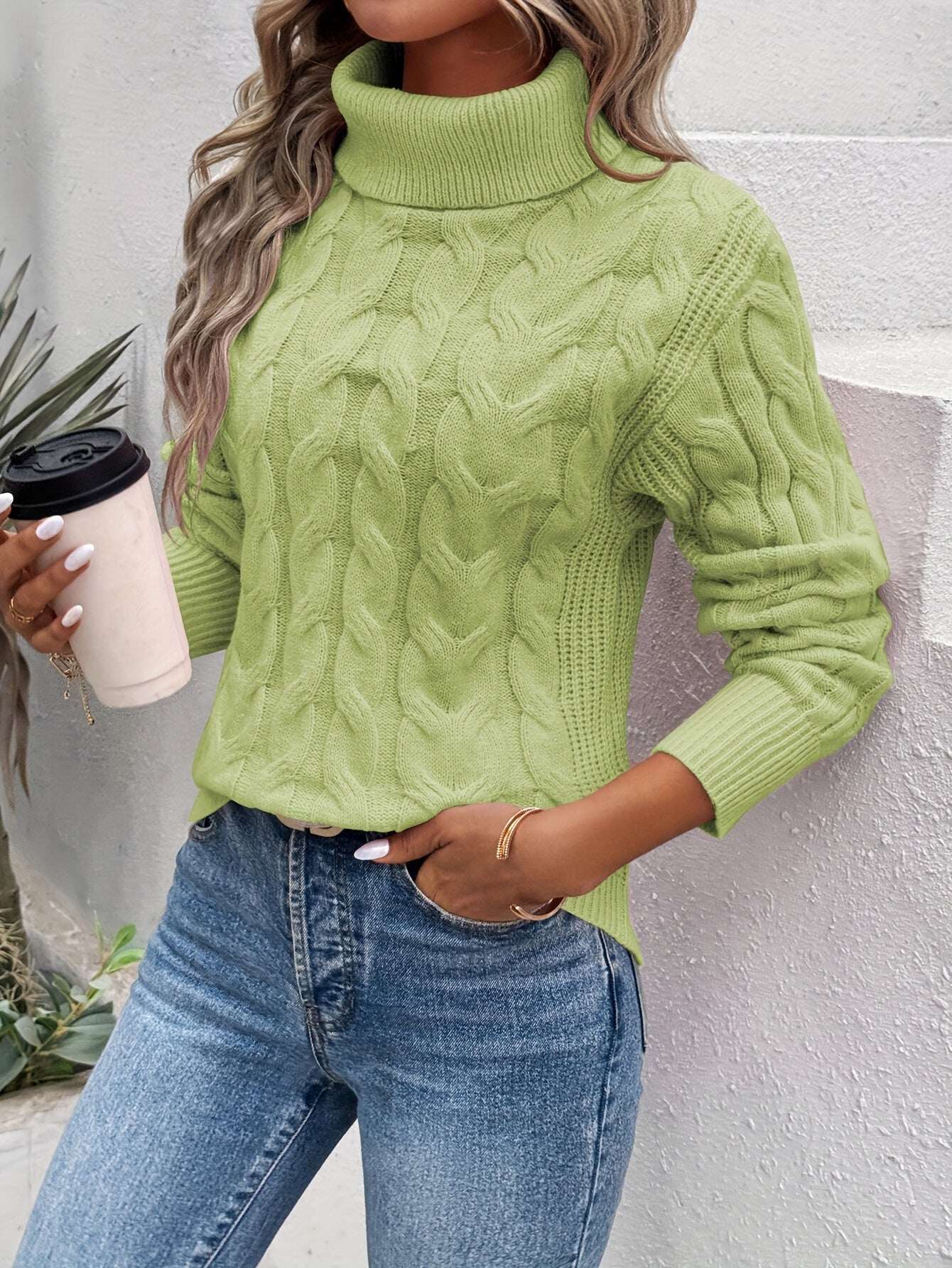 SUÉTER ELEGANTE, TEXTURADO E QUENTE COM CÂNCER