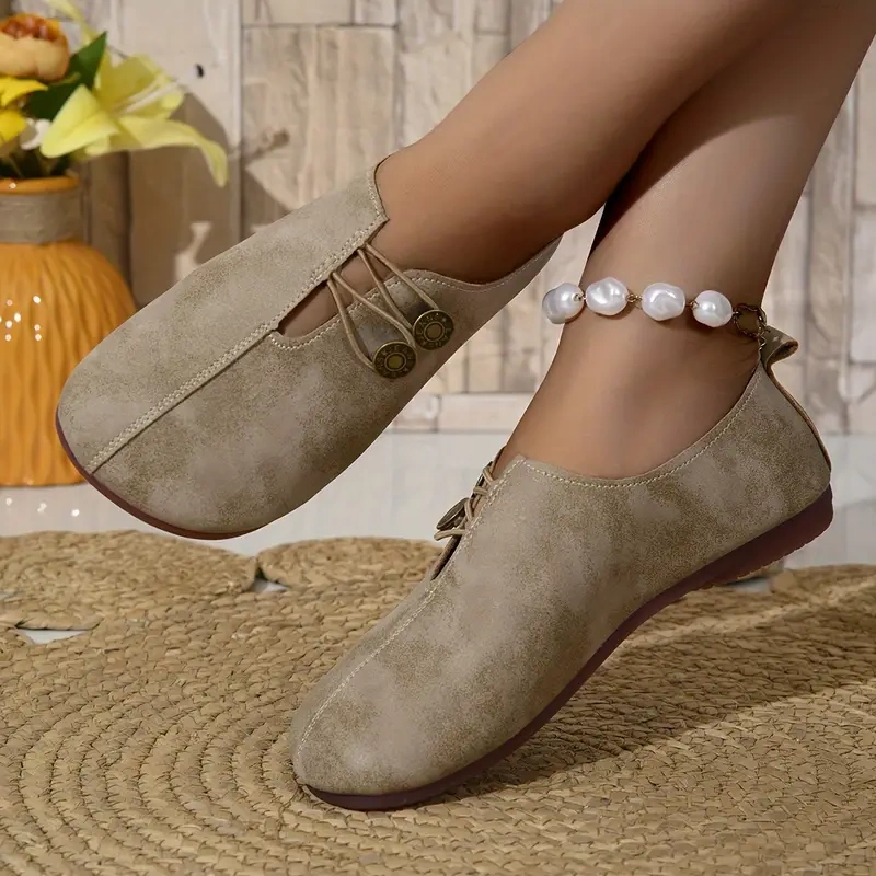 Sapatos femininos elegantes e baixos com sola macia, bico redondo e fivela
