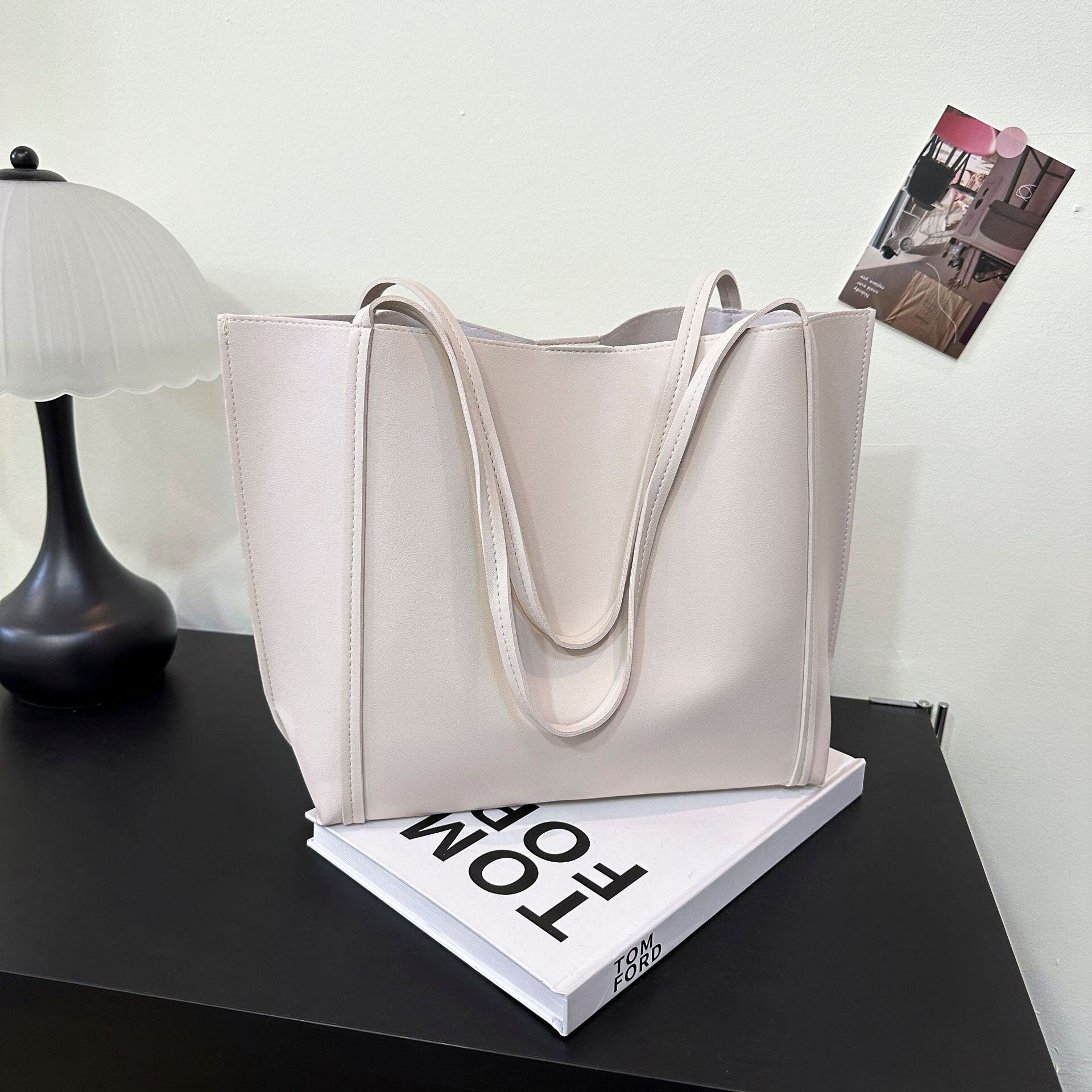 Bolsos de cuero hechos a mano