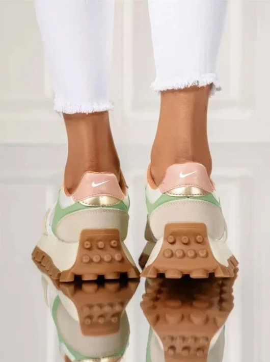 Tênis Nike® Feminino