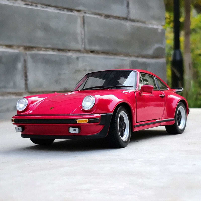 1:36 Porsche 911 Turbo 3.0 1974 Die Cast Model Car
