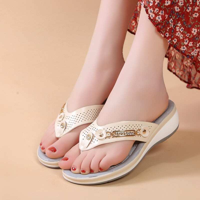 ⏰Last Day Promotion 49% OFF -Women's Arch Support Soft Cushion Flip Flops Thong Sandals Slippers