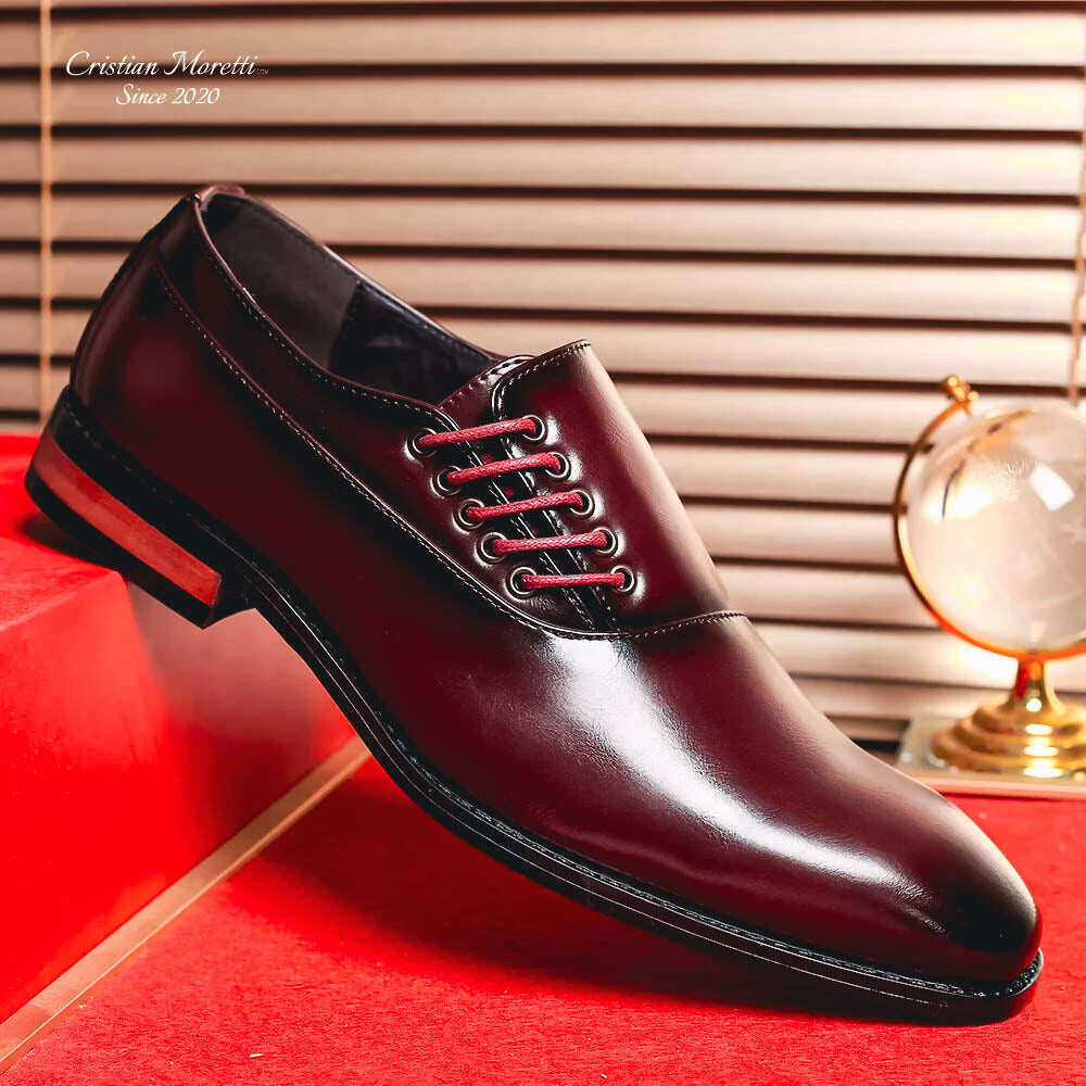 Sapatos Oxford de couro com cadarço lateral Roberto™ da Cristian Moretti®