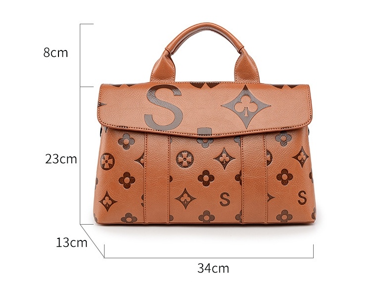 2025 new handbag: large capacity, suitable for daily travel.
