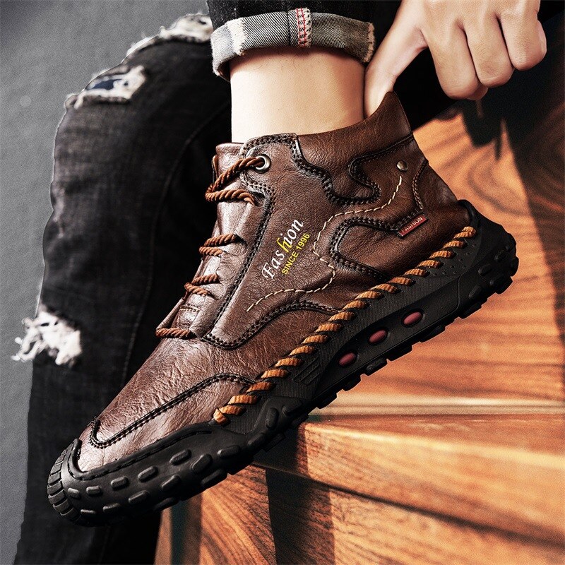 Botas de caminhada masculinas costuradas à mão com cadarço para atividades ao ar livre