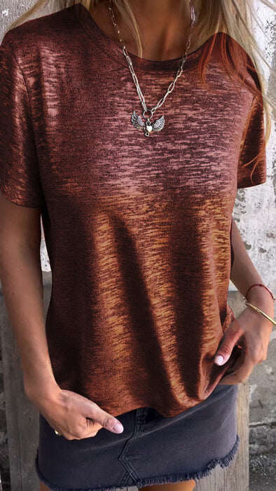 Camiseta com gola redonda e manga curta estampada a quente