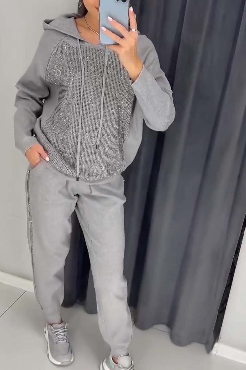 Roupa esportiva casual feminina com capuz