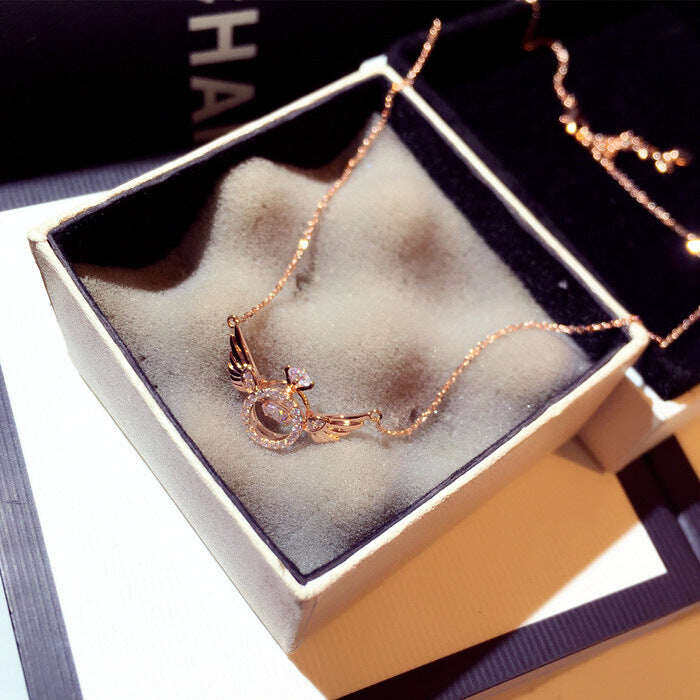 Colar Asas de Anjo🎁 Promoção de último dia com 50% OFF 🔥