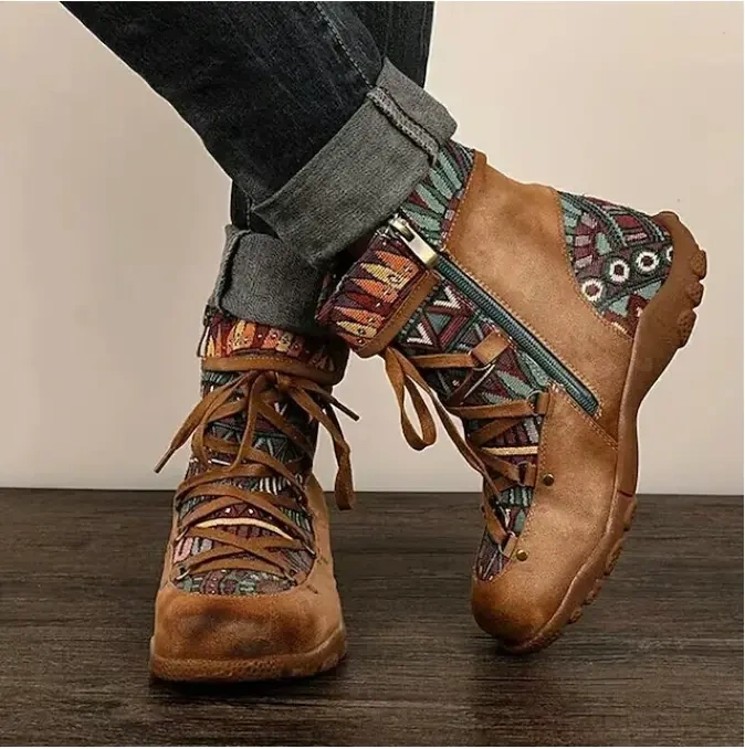 👢【35-43】2023 novas botas femininas de inverno de tamanho grande, botas de combate retrô confortáveis ​​com bico redondo e salto plano