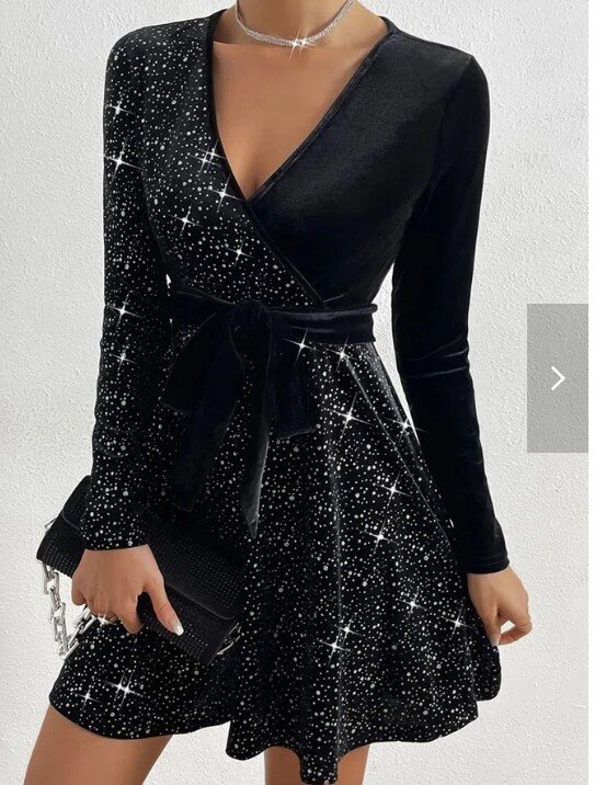 Vestido de veludo com lantejoulas