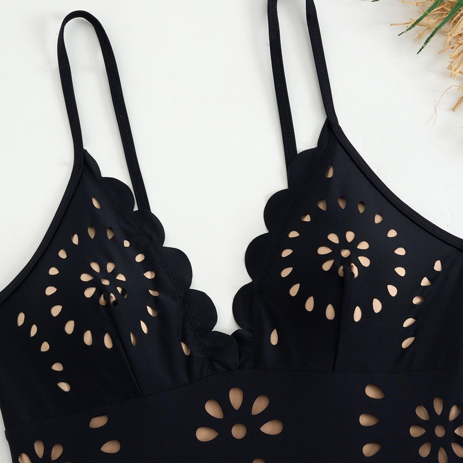 💖 2025 New 👙 Laser Cutting Flower Hollow Flared Skirt Swimsuit Set