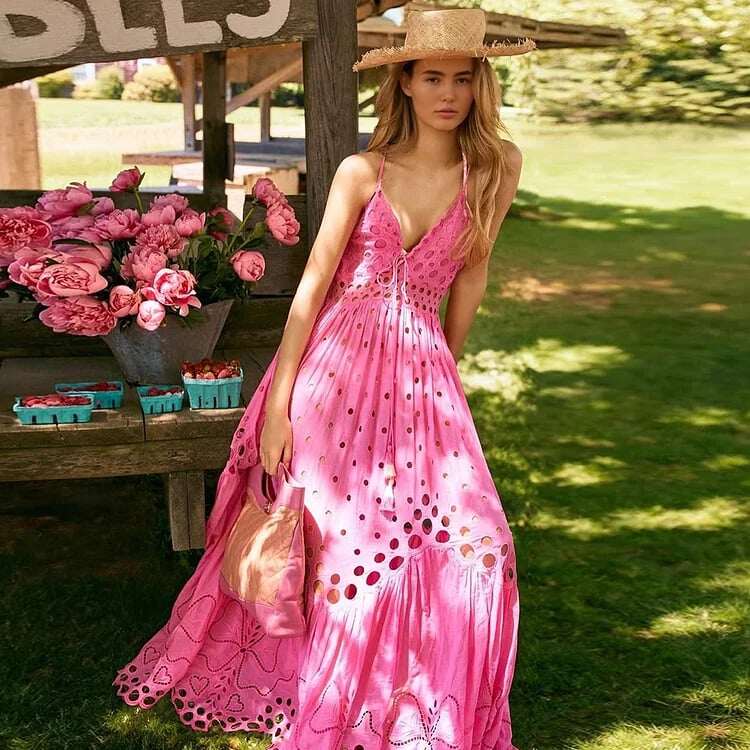 ✨Pink swimsuit set with laser-cut hemstitch and skirt