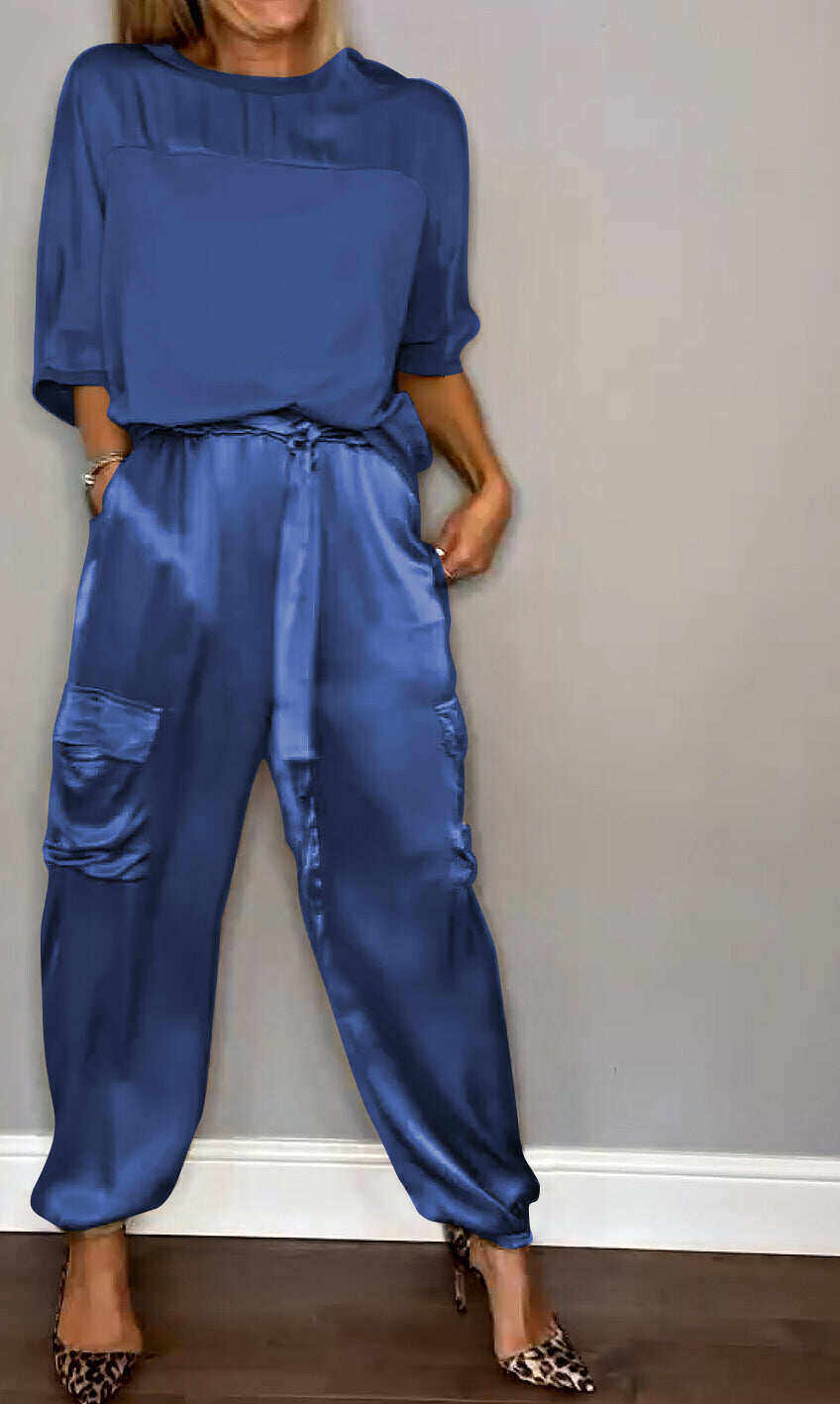 Conjunto feminino de duas peças com top meia manga e calça lisa de cetim