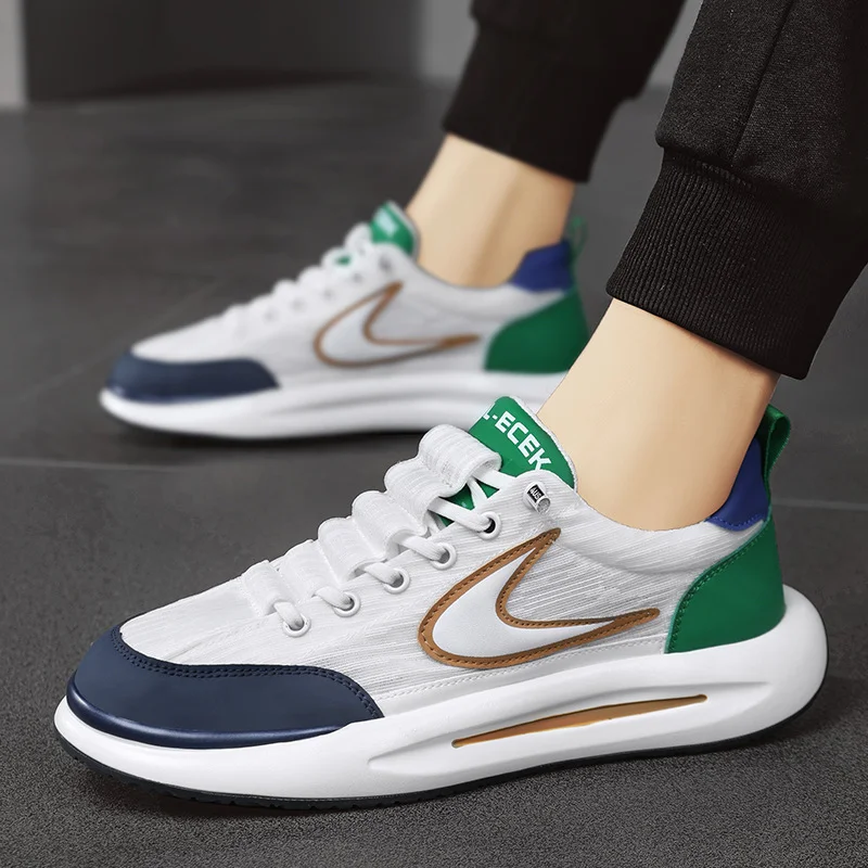 Sapatos de homem casuais da moda