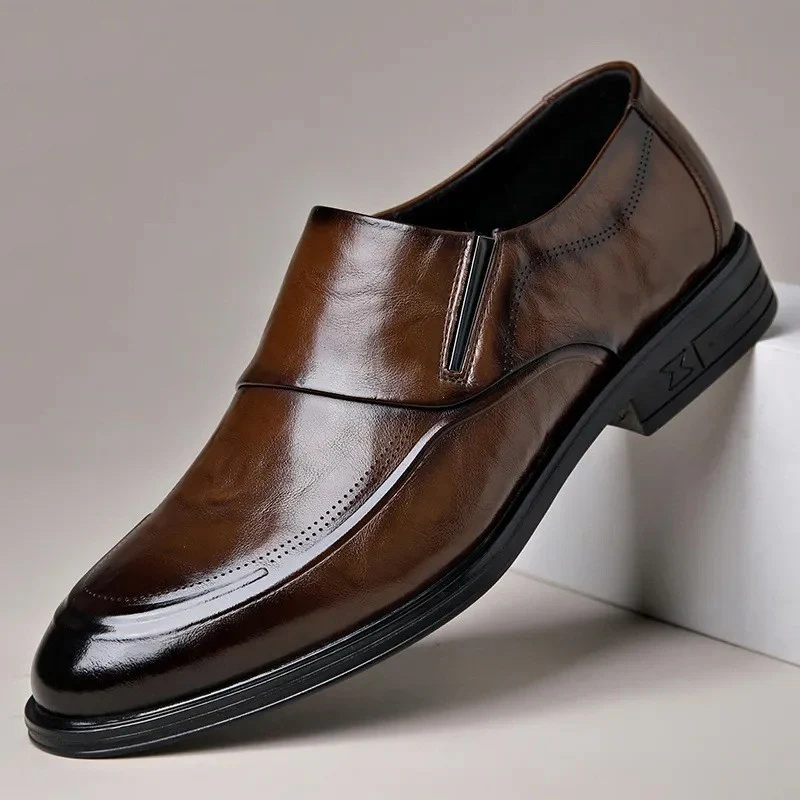 Sapatos masculinos italianos casuais de couro genuíno