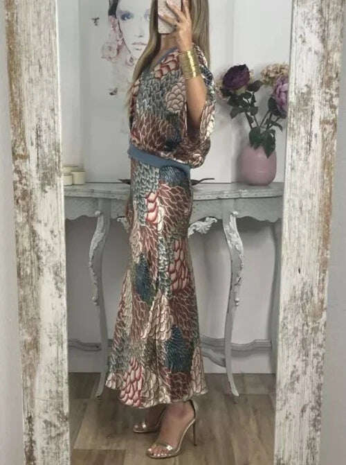 Conjunto elegante de blusa e saia com estampa de peixe e decote em V