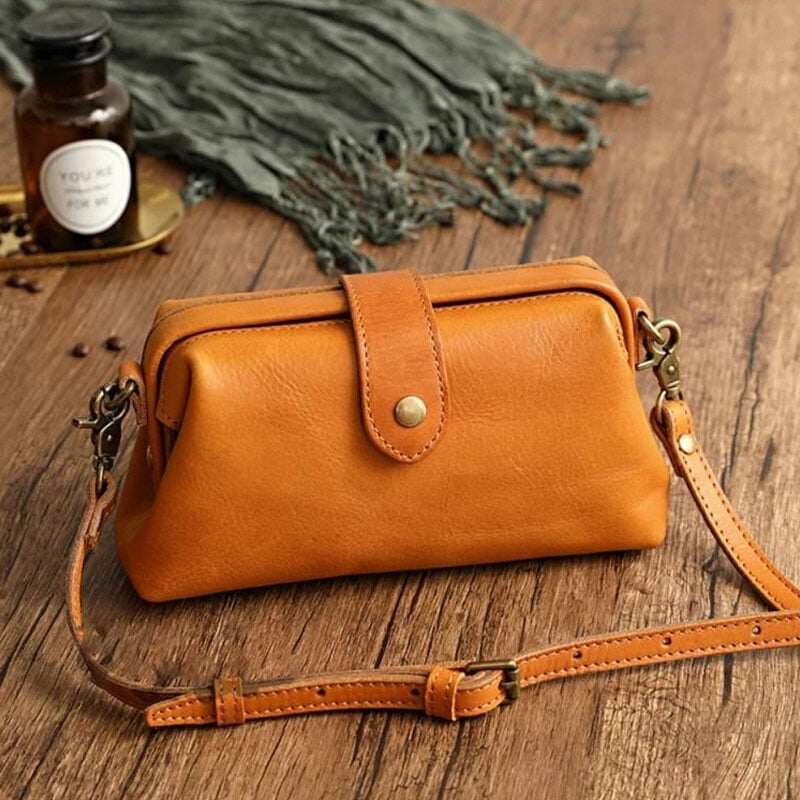 💥Hot Sale 49% OFF- Premium Retro Handmade Bag