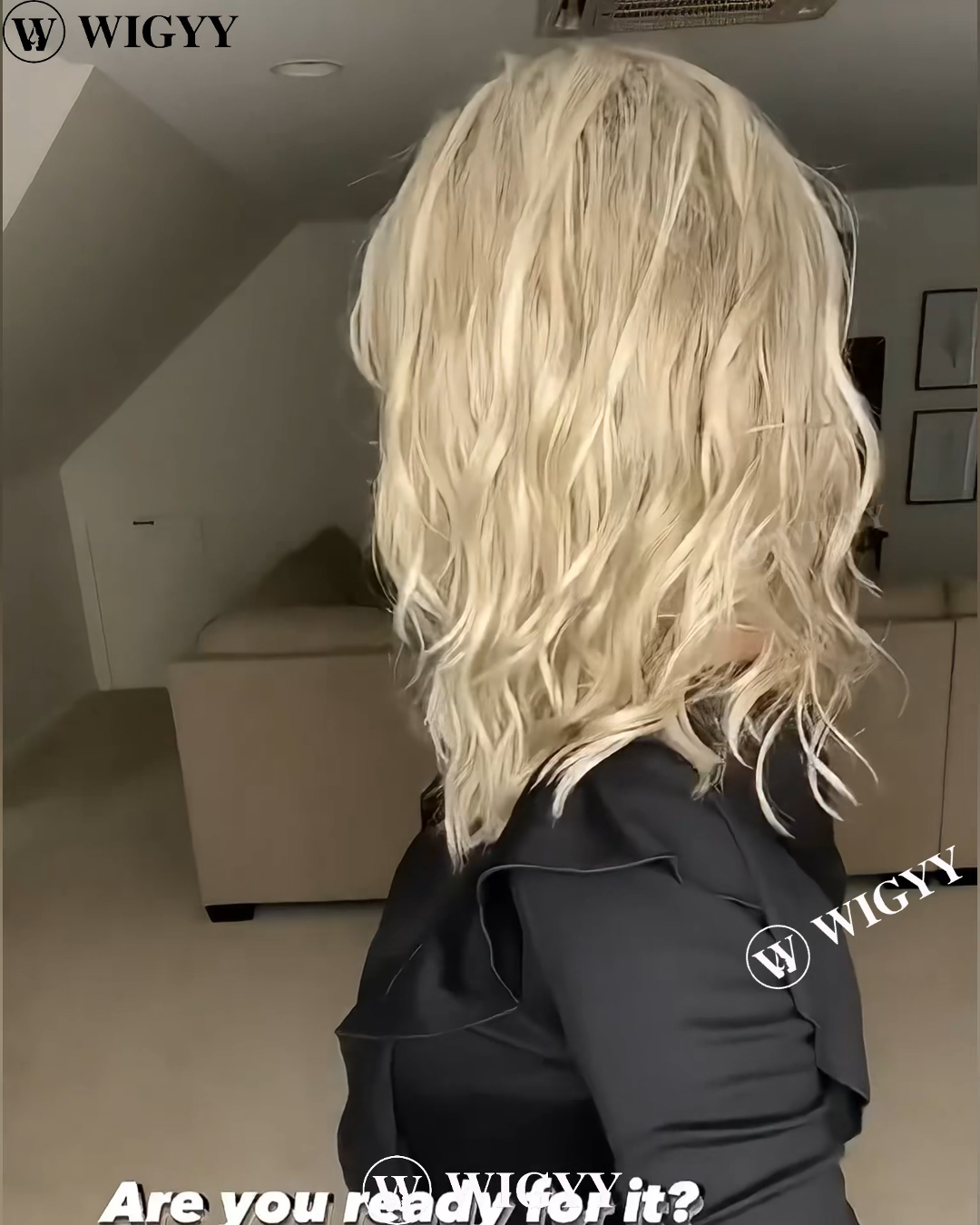 Blond pasemka, lekka, miękka peruka