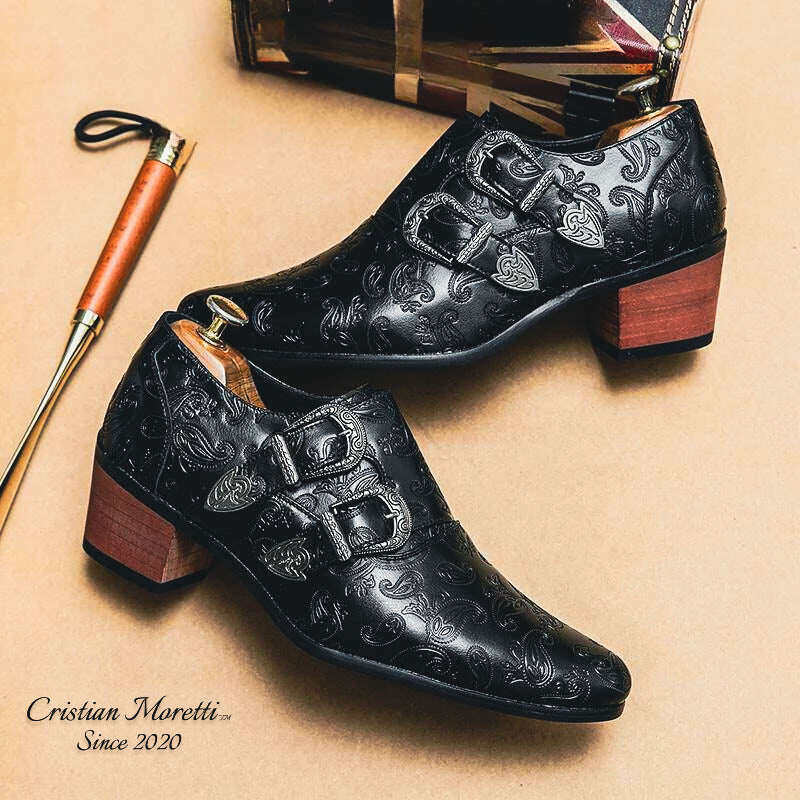 Sapatos de couro com fivela dupla Carlo ManciniTM