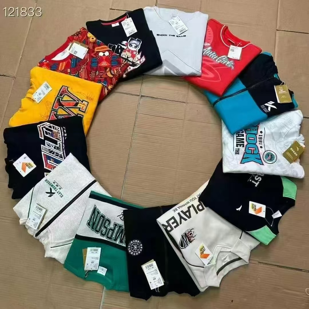 新款安X童装卫衣100件/包、款式多、 颜色鲜艳、码数配比好、原单正品