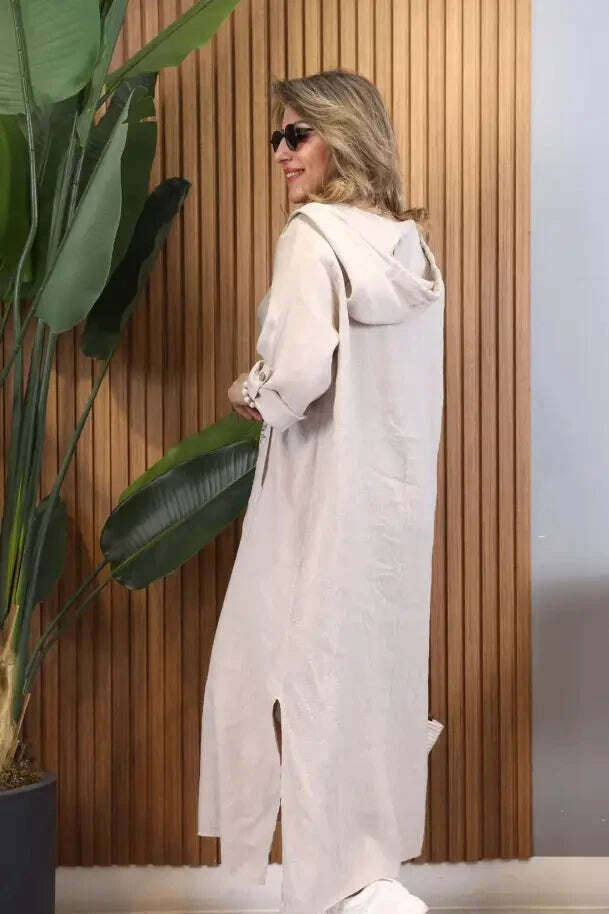 Vestido de linho importado com capuz