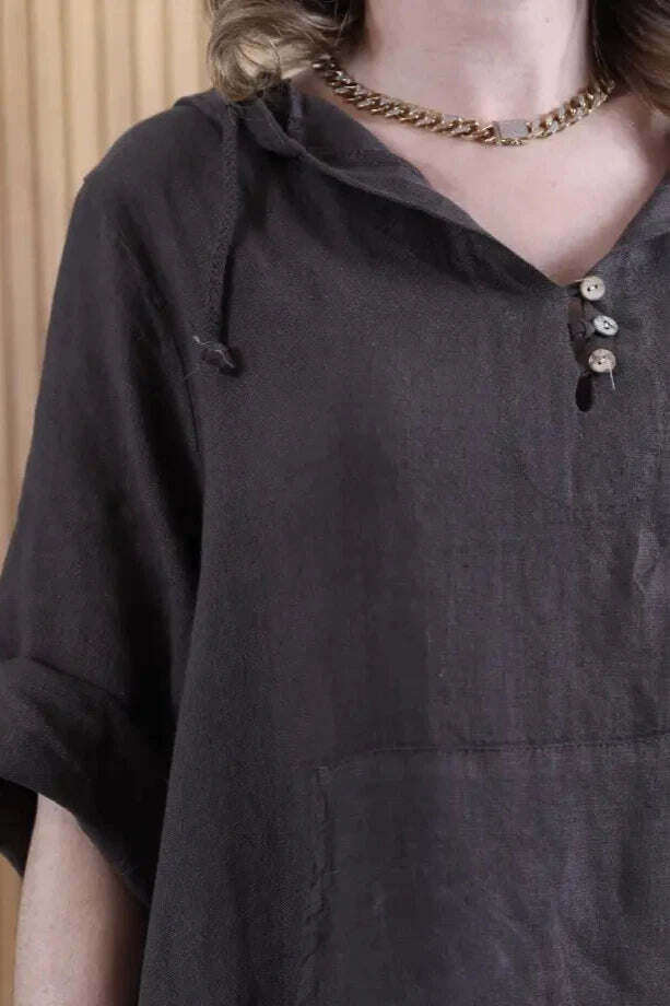 Vestido de linho importado com capuz