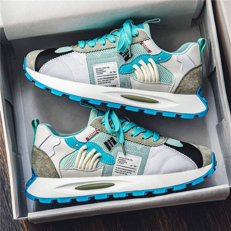 Sapatos casuais com sola grossa