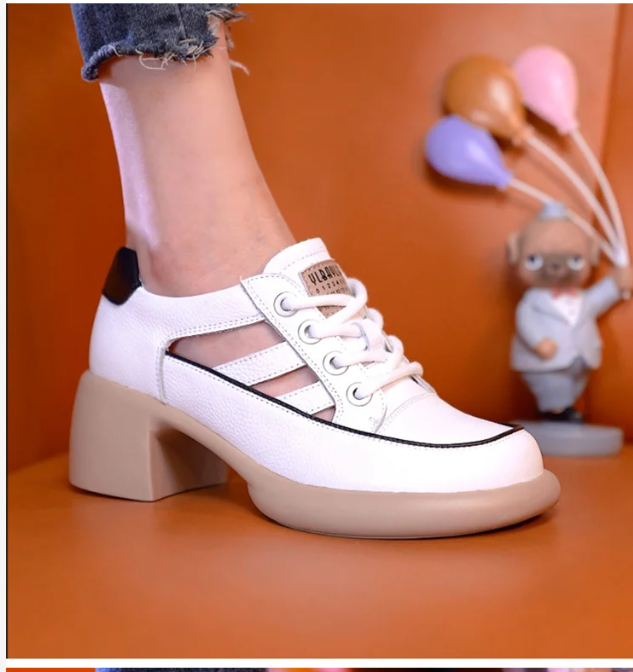 SANDÁLIAS CASUAIS EM CORES CLARAS PARA MULHERES