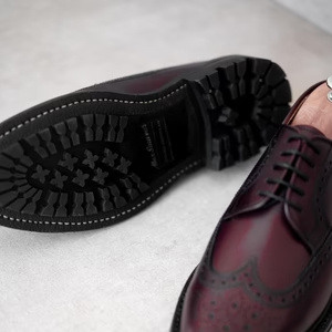 Brogues - Sapatos derby de couro granulado tricolor