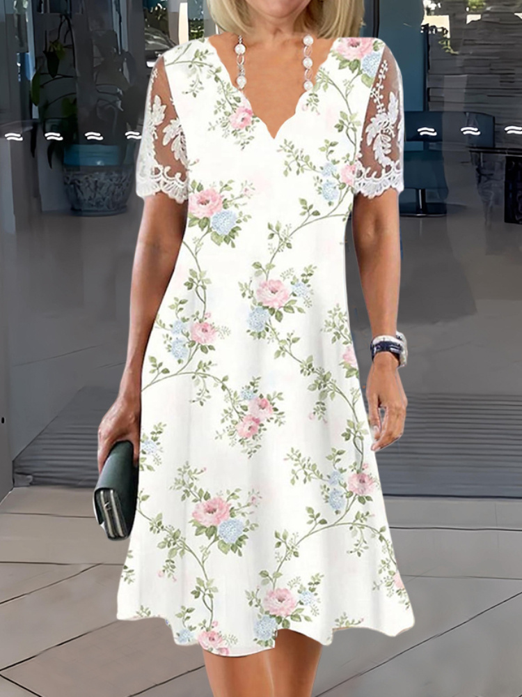 Vestido Túnica Manga Curta com Renda Floral