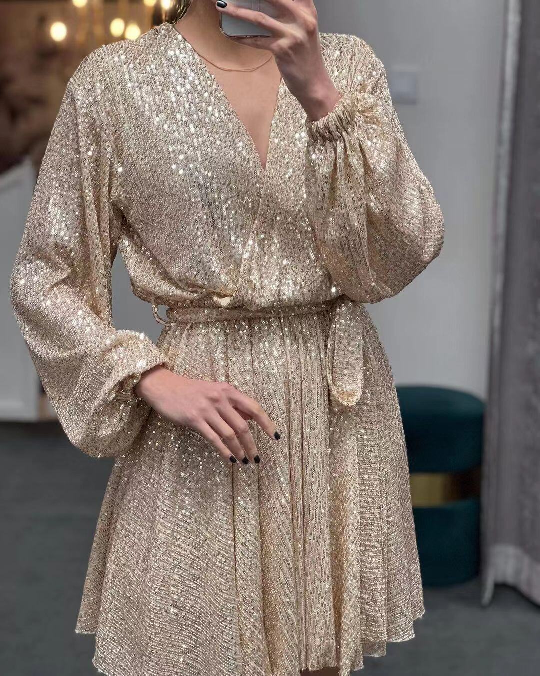 Vestido de lantejoulas com decote em V para festa e jantar