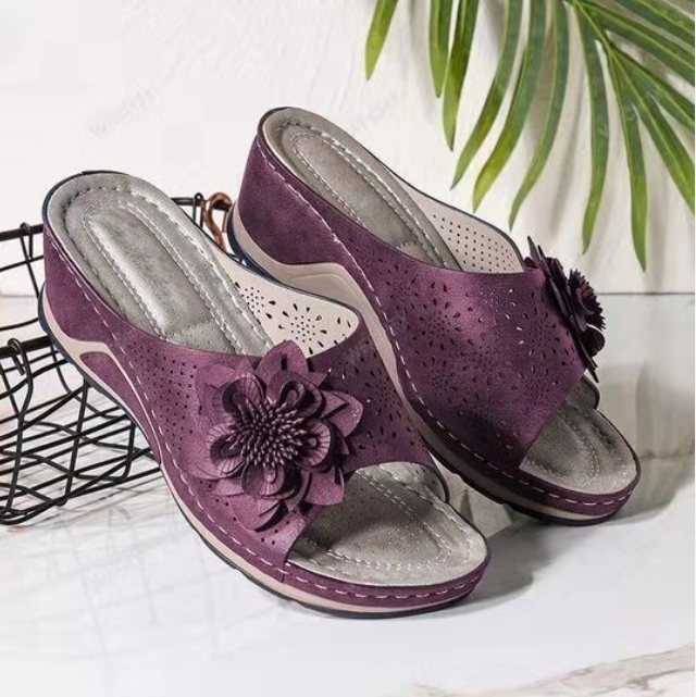 Сандали с кожена възглавничка и ортопедична опора за краката