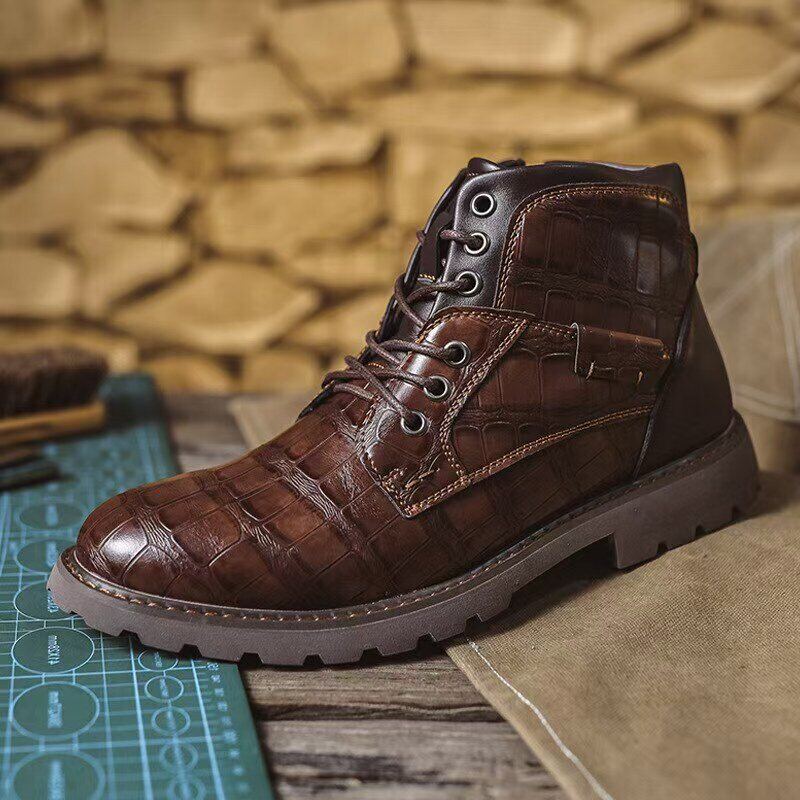 Bota de Couro Martin para Aventura | Oferta de metade do preço!🔥
