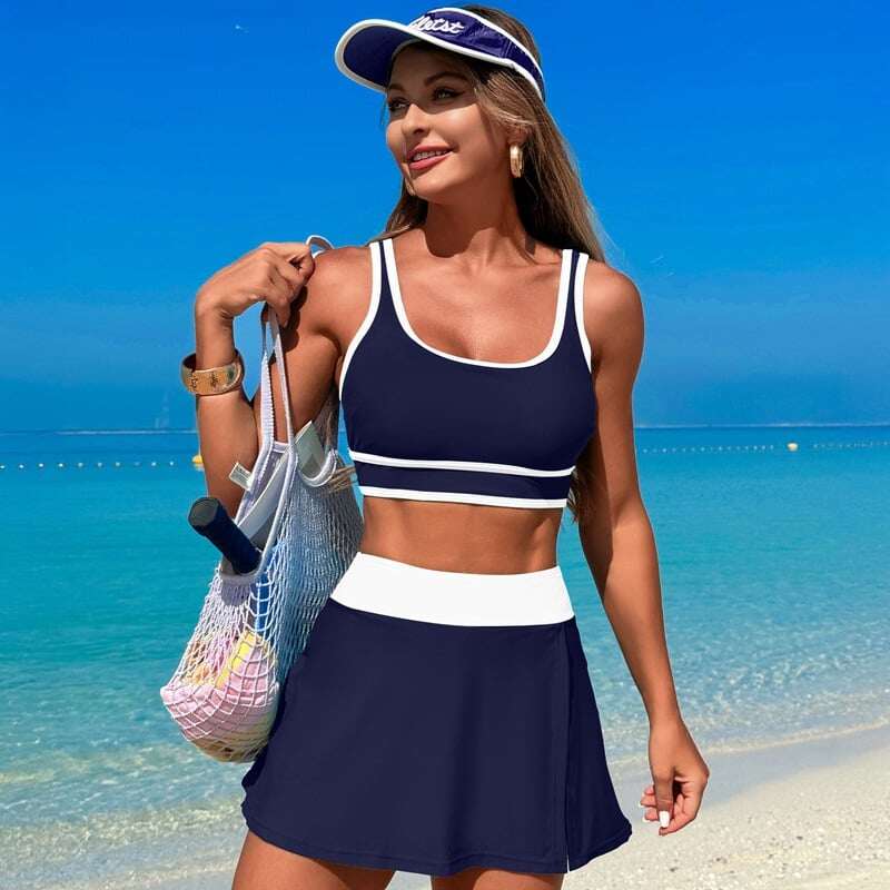 Modischer Bikini-Badeanzug mit Farbblockierung und Sportrock