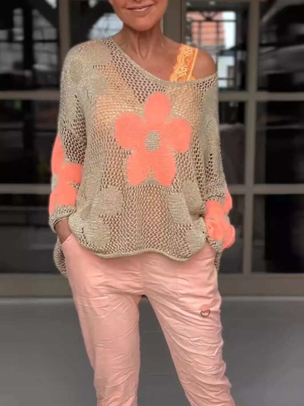 2024 Primavera E Verão Nova Camisa Floral De Malha Oca Com Decote Em V Suéter Xadrez Floral