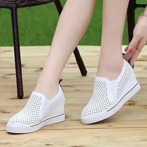 🔥【34-41】Sapatos casuais femininos de couro macio com sola grossa verão 2024