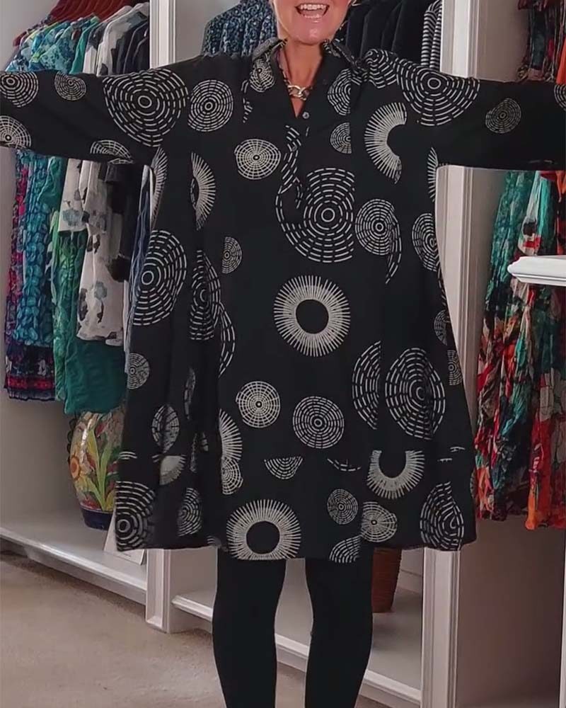 Vestido casual com estampa geométrica
