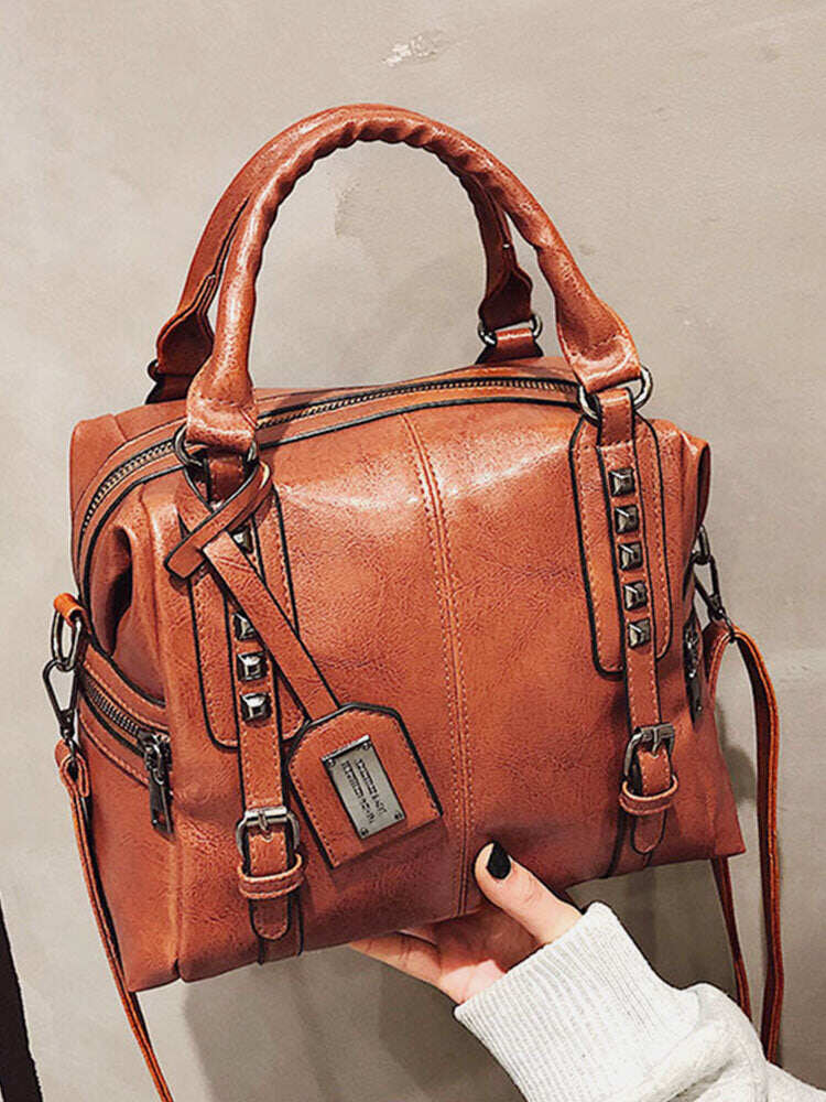 Bolsa feminina retrô rebitada Bolsa crossbody com grande capacidade