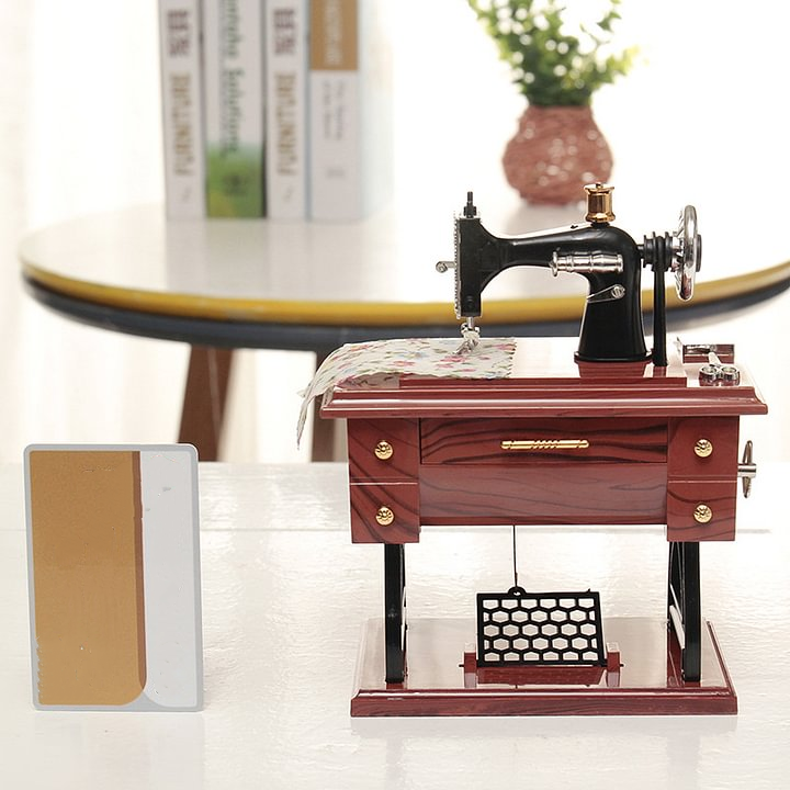 Ретро носталгична музикална кутия за шевна машина