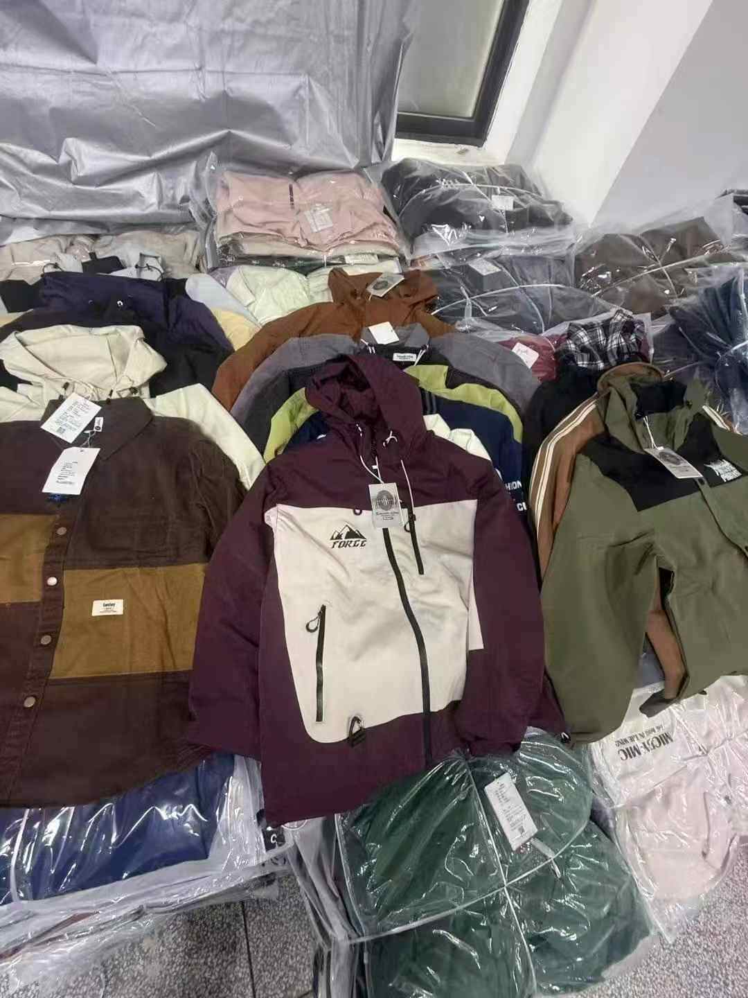 得物下架潮牌外套