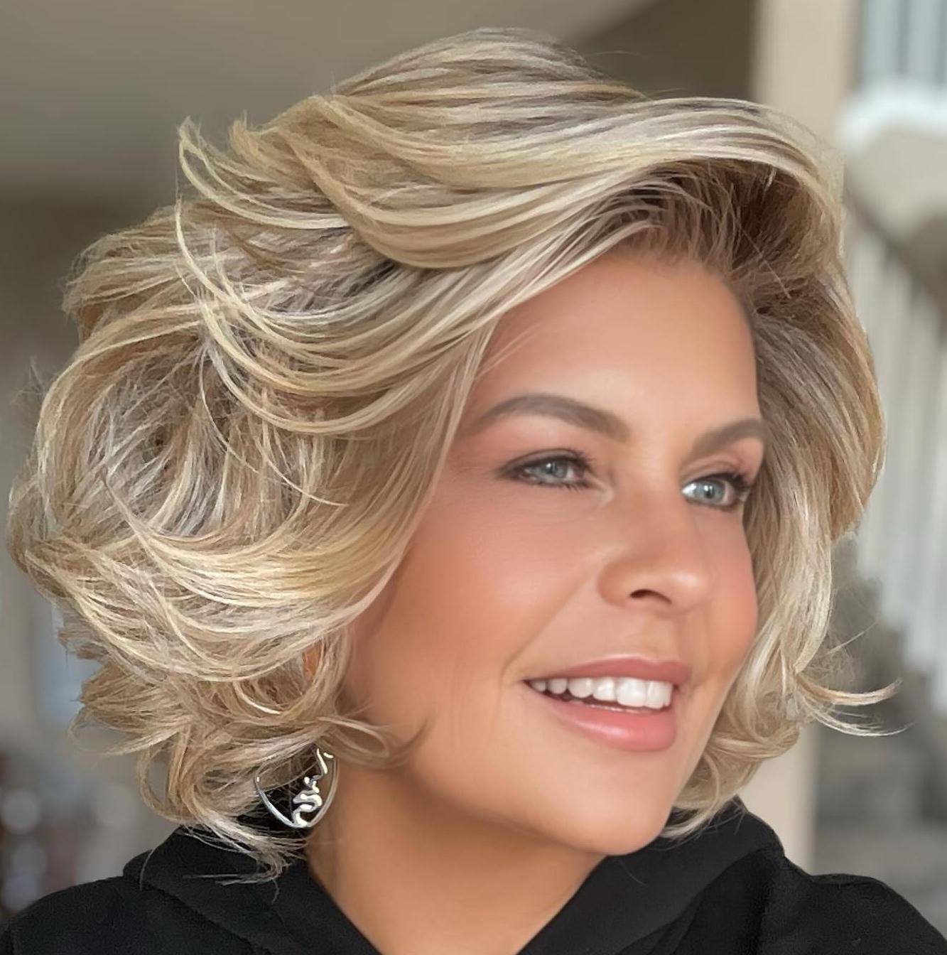 New Fashion Fluffy Wave Hair Short Hair Wig
