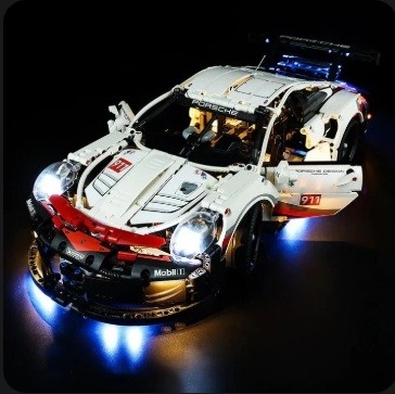 Porsche 911 RSR Lego branco (1580 peças) (1580 peças) com motor boxer de 6 cilindros e portas - Escala 1:10 - 1580 peças