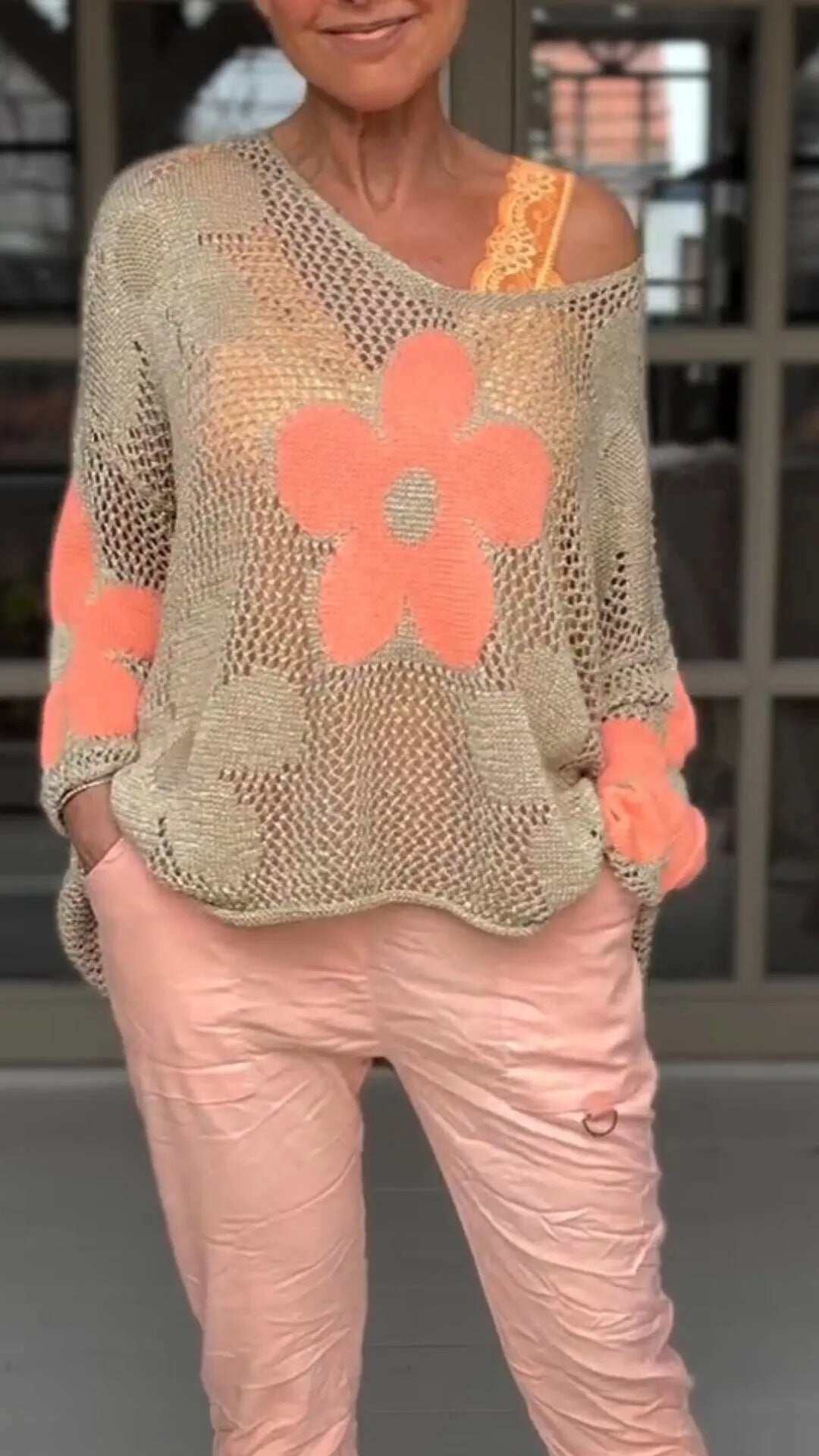 2024 Primavera E Verão Nova Camisa Floral De Malha Oca Com Decote Em V Suéter Xadrez Floral